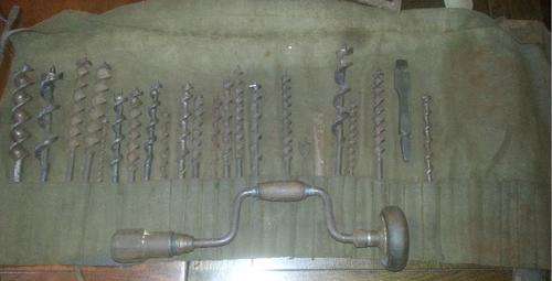 Antique Carpenter bit brace (drill) with bits and bag
