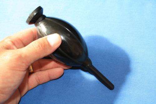 Lens cleaner (blower)