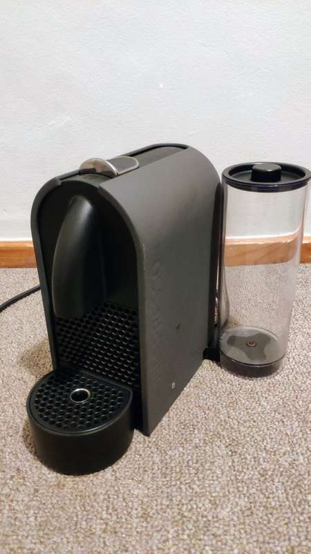 Nespresso D50 Espresso Maker