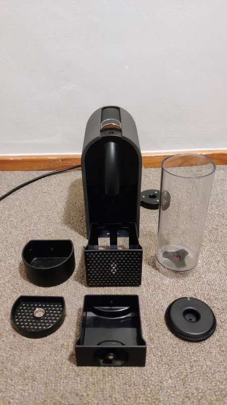 Nespresso D50 Espresso Maker