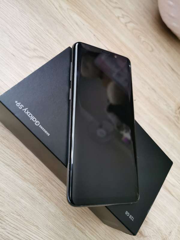 Samsung Galaxy S9+ (Plus) **Please read description**