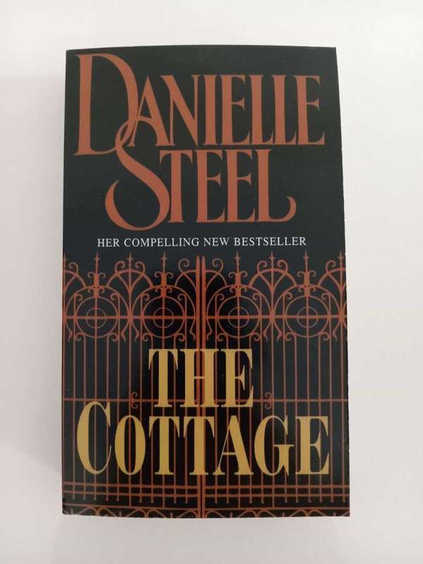 Danielle Steel - The Cottage
