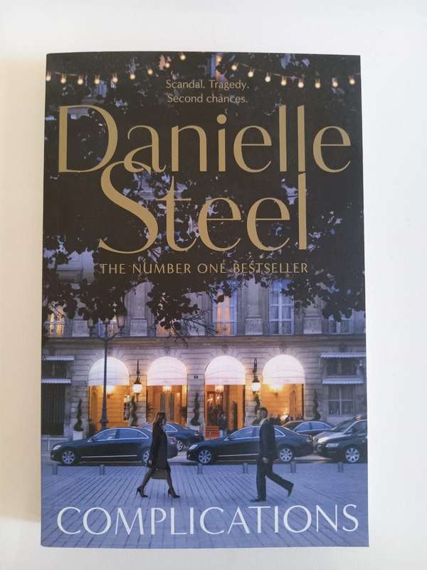 Danielle Steel - Complications
