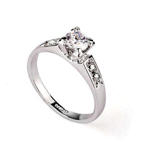 WOW!!! Elegant Engagement Ring With Austrian Crystal Stellux Zirconia - size 17mm