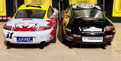Scalextric Porsche 911 GT3R Twin Set - Boxed