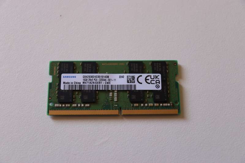 SAMSUNG 16GB 2RX 8 PC4-3200AA-SE1-11