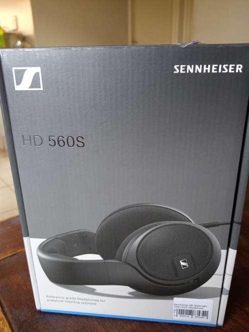 Sennheiser HD560s