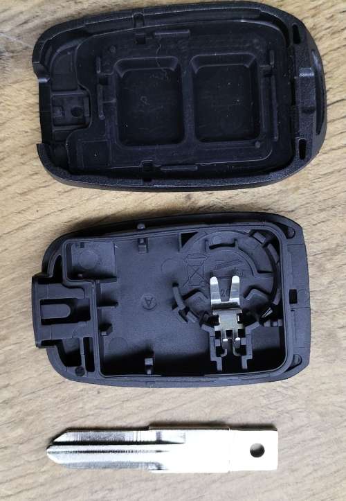 Renault Kwid 2 Button Remote Key shell