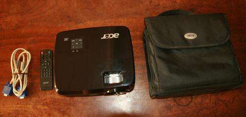 Acer X1130 DLP Projector