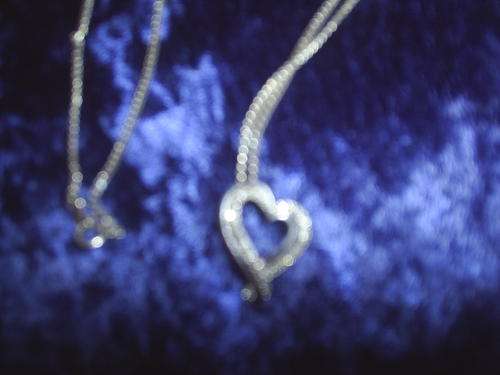Lovely 925 silver chain and hart pendant