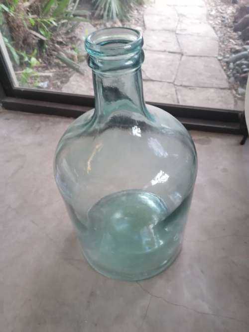 Super Cool Glass Carboy / Demijohn!!