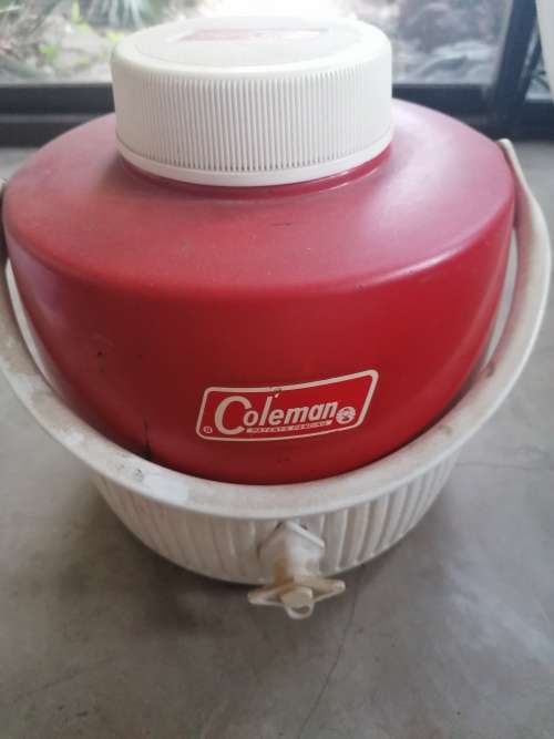 Vintage Coleman Cooler! Retro Summers!
