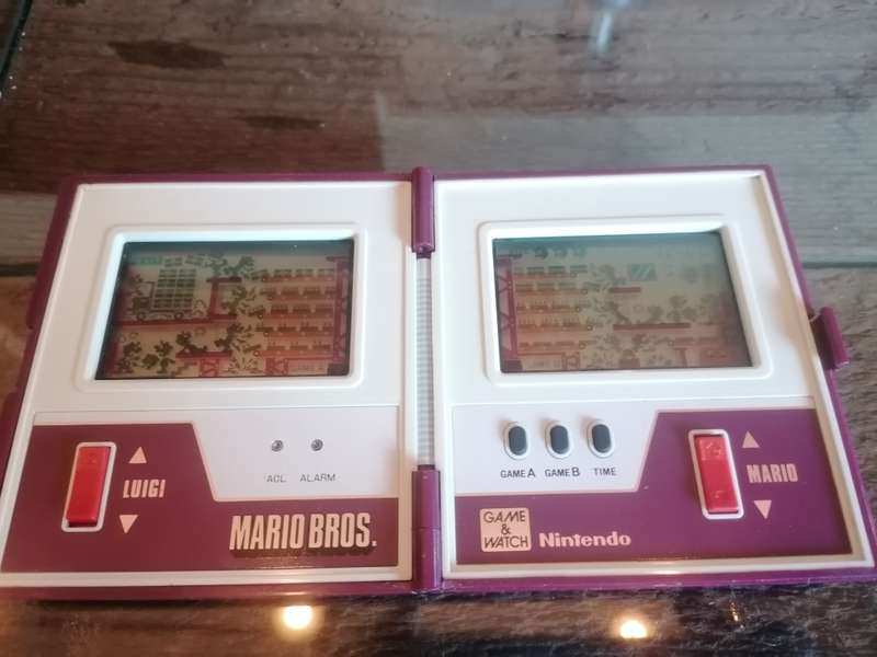 NINTENDO GAME AND WATCH MARIO BROS