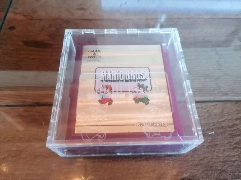 NINTENDO GAME AND WATCH MARIO BROS