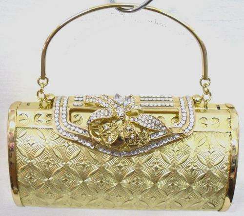 jaw dropping clutch bag with intricate diamante detail - make a statement!!!