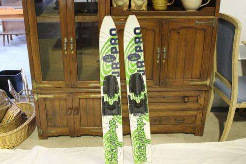 stunning Ski's  CUT'N JUMP (JR PRO)!!!!