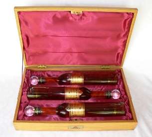 Van Ryn's Collection in Wooden Box - Collector's Item (3 x 500ml Potstill Brandy 12 yr, 15yr & 20yr)