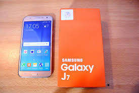 Samsung J7