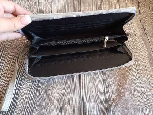 Large Ladies Wallet (large enough for cellphone)