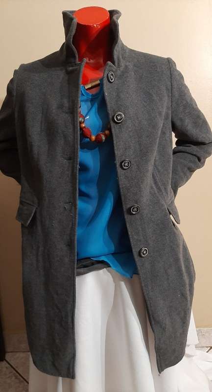 SA Size 12 Ladies Jacket