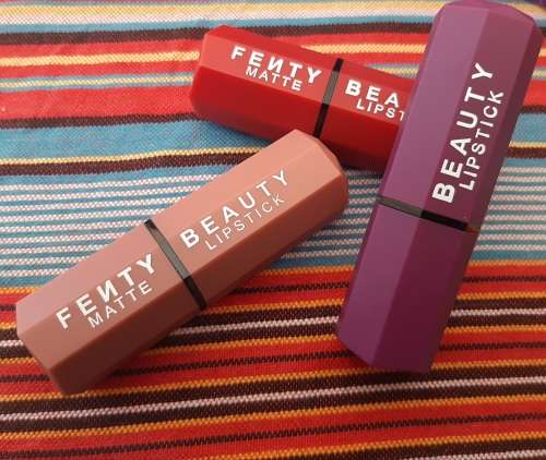 Fenty matte lipstick - Last for up to 12 hours. ****buy 1 get 1 free****