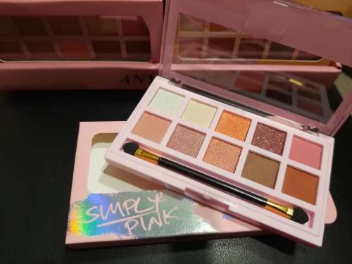 PRO EYE PALLET EYESHADOW - 3 shades available