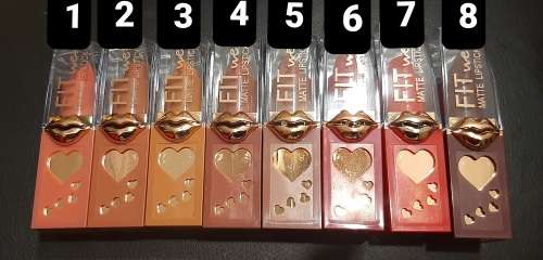 Fit me Matte Lipstick - Long Lasting Get a free handbag eyeliner