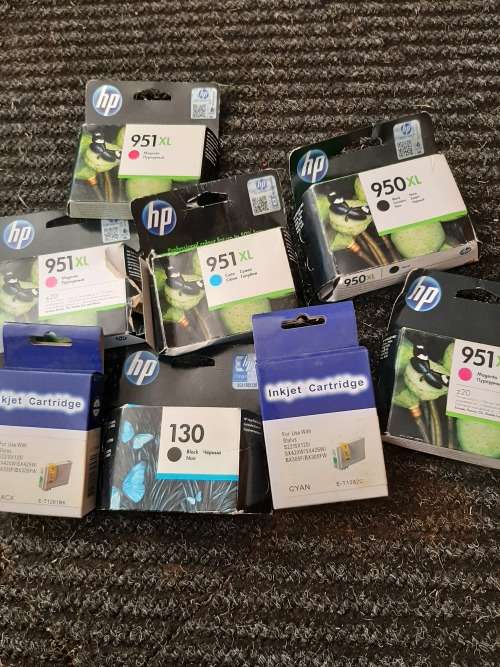 Bulk lot of cartridges. All for 1 bid
