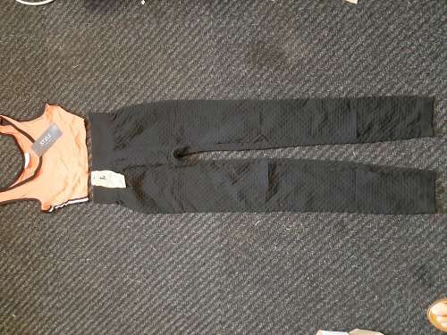 Ladies Gym set. Tights and top for 1 bid