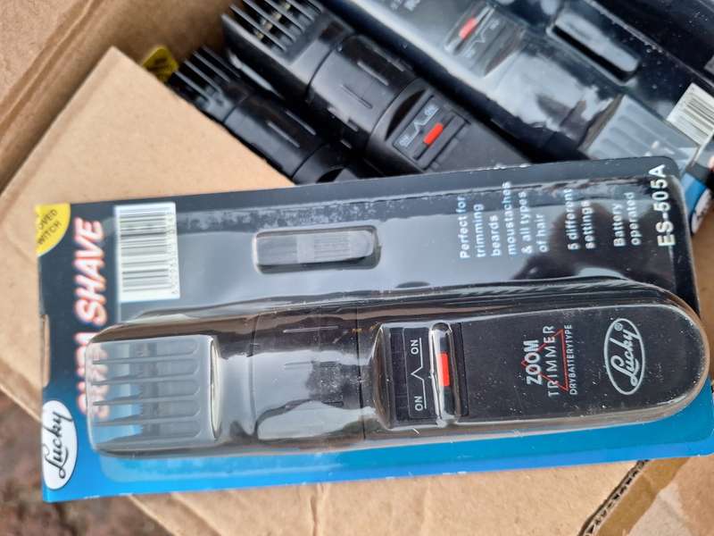 5 x Mens shavers - Brand new