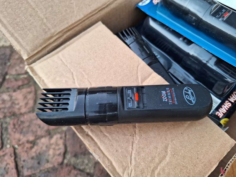 5 x Mens shavers - Brand new