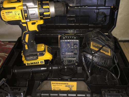 DeWaldt Industrial Cordless Drill