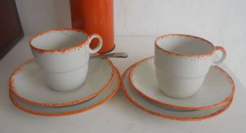Vintage picnic set in original case