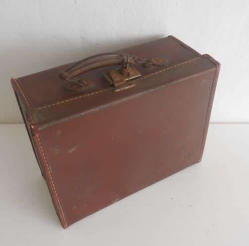Vintage picnic set in original case