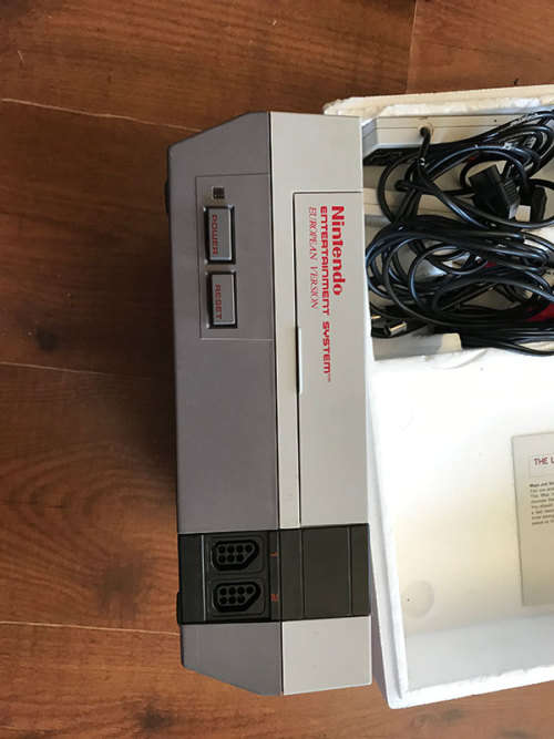 COLLECTORS DREAM! Nintendo - NES Console in Orignial Box with 3 Games In Original boxes