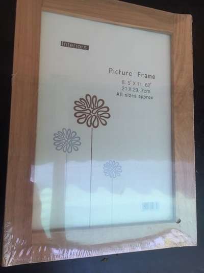 Bulk Frames - Various Vintage and New Solid wood and more - 7 FRAMES