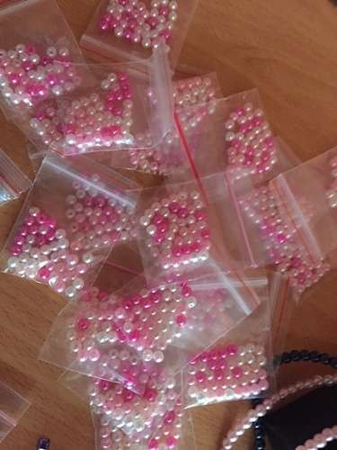 BULK LOAD BEADS AND MORE Starting at R1.00 VALUE R1400