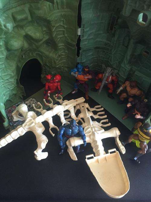 Masters of the Universe - With Castle Grey Skull! FIRST TIME HUGE COLLECTION