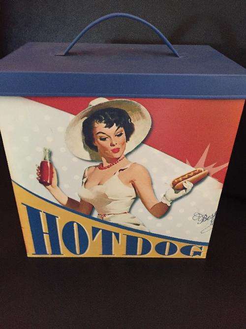 Vintage Hot dog tin - A steal starting at R1.00 see inside!
