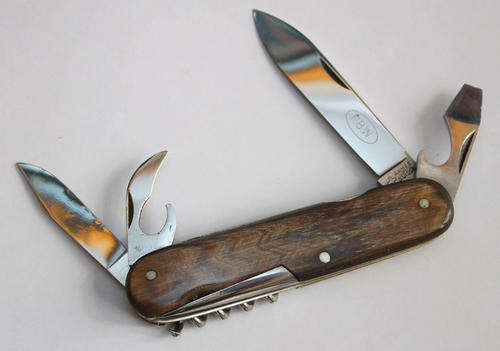 Victorinox with horn scales