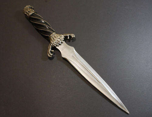 knife dagger eagle claws blade