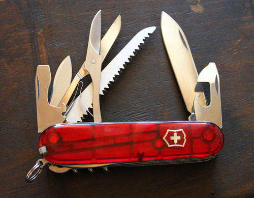 victorinox huntsman swiss army knife alox classic castle