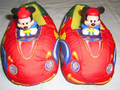 DISNEY SLIPPERS