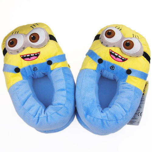 UNIQUE & EXCLUSIVE Minion plush slippers - amazing Gift for young and old.