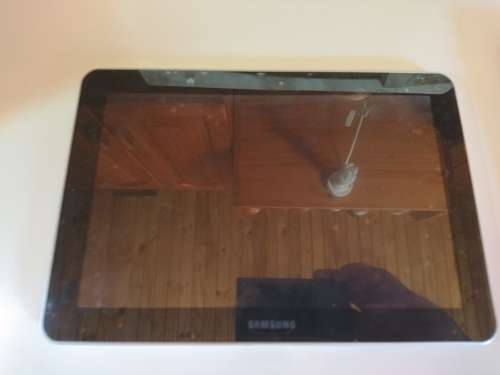 Samsung Galaxy Tablet GT-P7500 10.1"  urgent sale Price dropped