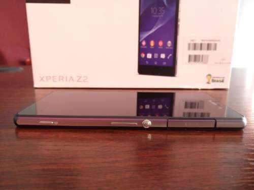 Sony Xperia Z2 plus Smartband (Like New)