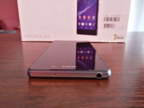 Sony Xperia Z2 plus Smartband (Like New)