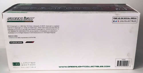 **RARE** Greenlight Artisan - `The Terminator` 1977 Dodge Monaco Metro Police with T-800 Figure 1/18