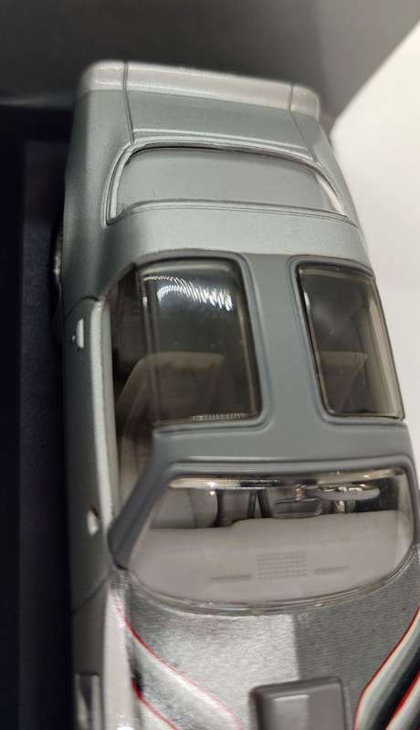 **DAMAGED** 1/43 Yat Ming Pontiac Firebird Trans Am 1979 (right wing mirror is missing)