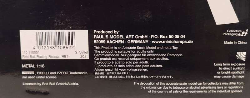 **USED** 1/18 Minichamps Red Bull Racing Renault RB8 Sebastian Vettel 2012 #1 (wrong box)